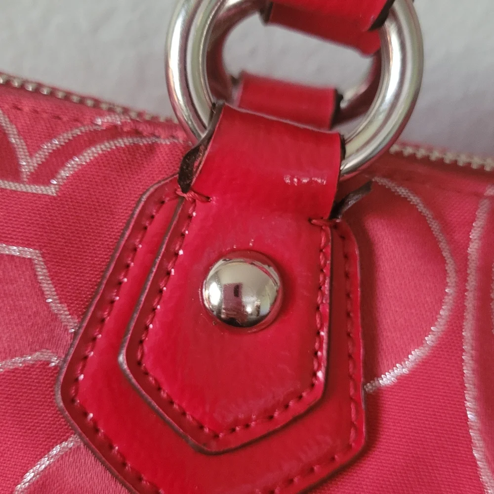 Coach Poppy Lurex Glam Signature Shoulder bag/Tote - Picture 4 of 16